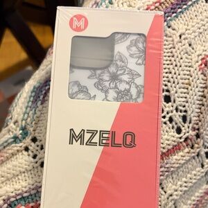 MZELQ Floral Phone Case iPhone 16